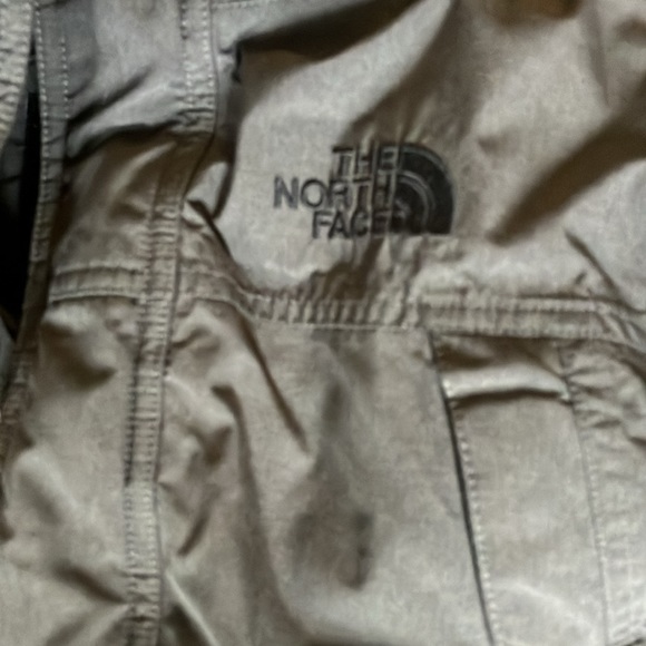 Boys The North Face down filled jacket size M - Picture 2 of 3